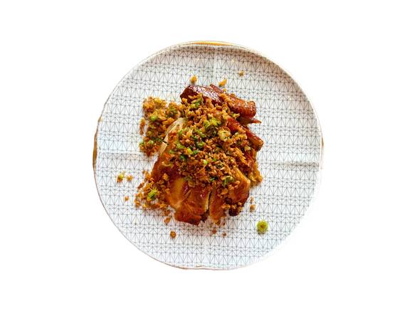 Crispy Garlic Chicken (金蒜香飘风沙脆皮鸡)